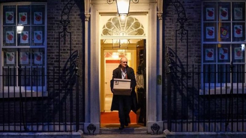 Dominic Cummings leaves 10 Downing Street - enlarge